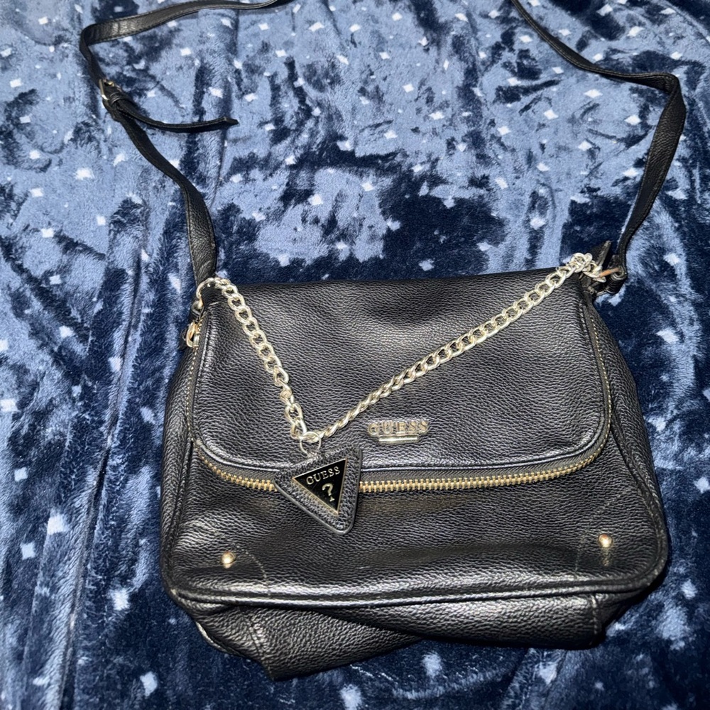 GUESS Black Crossbody Bag with Chain Detail